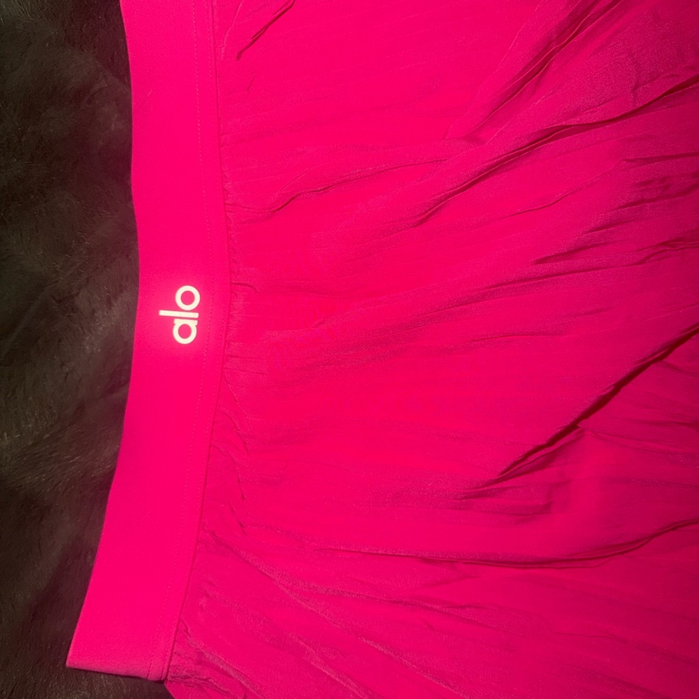 ALO Yoga Women's Bright Pink Skater Skirt